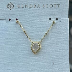 NWT- Kendra Scott Framed Gold Tess Satellite Pendant